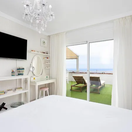 Eden Sunset Seaviews Адехе